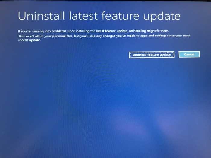 Desinstalar actualizaciones de Windows 10 cuando el PC no está arrancando (8)