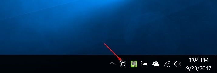 deslizador de brillo cambia el brillo de la pantalla desde la barra de tareas en Windows 10 pic1