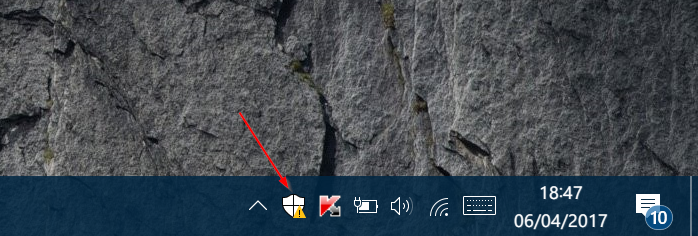 quitar el icono del centro de seguridad de windows defender de la bandeja del sistema en Windows 10 pic1